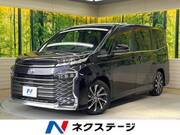 2022 TOYOTA VOXY