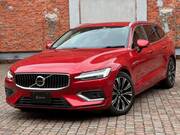 2022 VOLVO V60