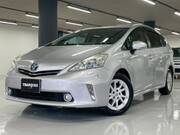 2011 TOYOTA PRIUS ALPHA S