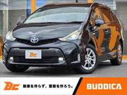 2016 TOYOTA PRIUS ALPHA