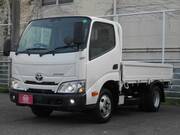 2022 TOYOTA DYNA
