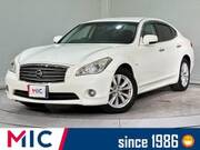 2011 NISSAN FUGA