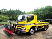 2017 HINO DUTRO