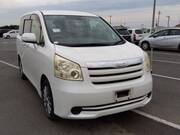 2010 TOYOTA NOAH X SMART EDITION