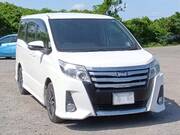 2014 TOYOTA NOAH SI