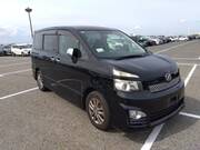 2011 TOYOTA VOXY