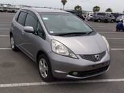 2010 HONDA FIT X