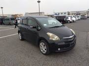 2010 TOYOTA RACTIS