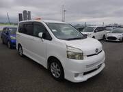 2010 TOYOTA VOXY Z