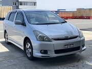 2004 TOYOTA WISH