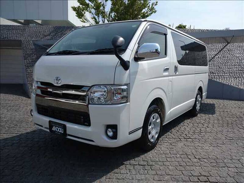 -HIACE