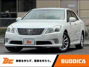 2012 TOYOTA CROWN