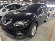 2016 NISSAN X-TRAIL