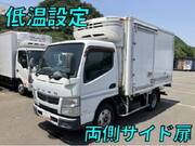 2013 FUSO CANTER