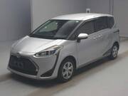 2022 TOYOTA SIENTA
