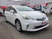 2012 TOYOTA PRIUS ALPHA G