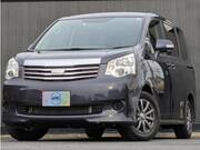 2012 TOYOTA NOAH