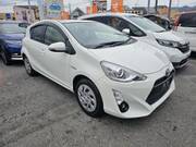 2016 TOYOTA AQUA
