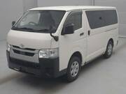 2022 TOYOTA HIACE VAN