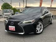 2021 LEXUS IS