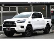 2023 TOYOTA HILUX