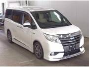2014 TOYOTA NOAH