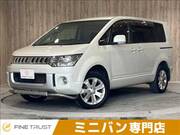 2011 MITSUBISHI DELICA D5