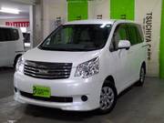 2013 TOYOTA NOAH