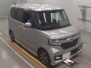 2018 HONDA N-BOX CUSTOM