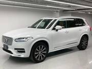 2022 VOLVO XC90