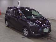 2017 TOYOTA SIENTA