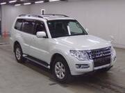 2016 MITSUBISHI PAJERO