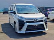 2018 TOYOTA VOXY
