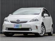 2012 TOYOTA PRIUS ALPHA