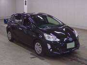 2017 TOYOTA AQUA