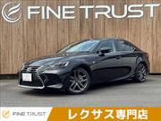 2017 LEXUS IS