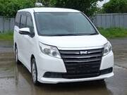 2014 TOYOTA NOAH