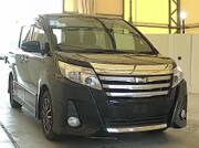 2014 TOYOTA NOAH SI