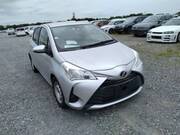 2018 TOYOTA VITZ F