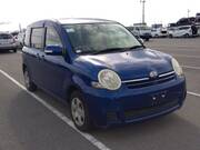 2010 TOYOTA SIENTA X