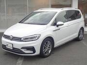 2017 VOLKSWAGEN GOLF TOURAN