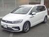 VOLKSWAGEN GOLF TOURAN