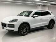 2024 PORSCHE CAYENNE