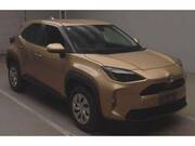 2022 TOYOTA YARIS CROSS