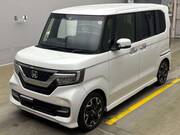 2018 HONDA N-BOX CUSTOM
