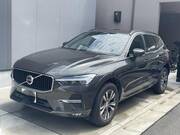 2022 VOLVO XC60