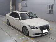 2014 TOYOTA CROWN MAJESTA