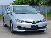 2016 TOYOTA AURIS