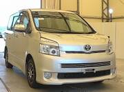 2009 TOYOTA VOXY