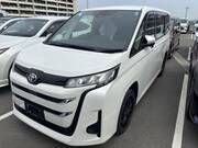 2022 TOYOTA NOAH X